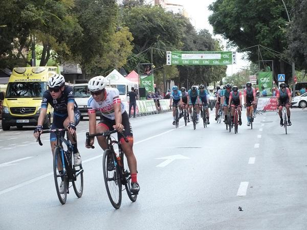 131 participantes se suman al I Criterium de Ciclismo y 121 menores participan en el Trofeo Interescuelas