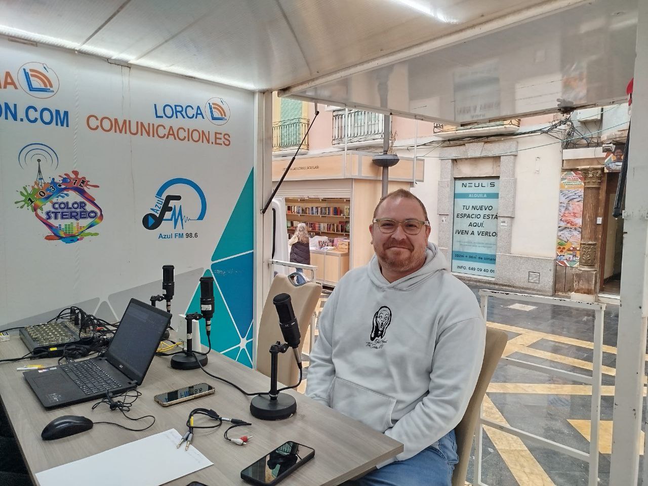 Roger, gerente de Futuro Imperfecto